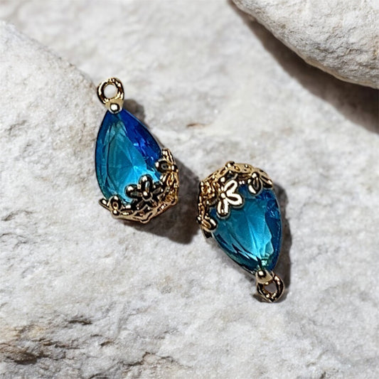 ISLANDÈGRL Sovereign Crystal Charm (Add-On)