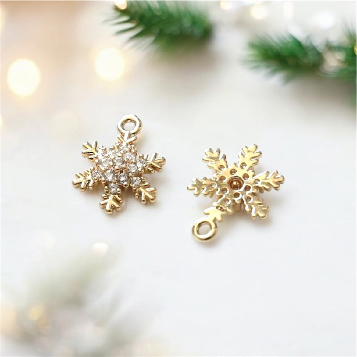 ISLANDÈGRL Limited edition Christmas charm