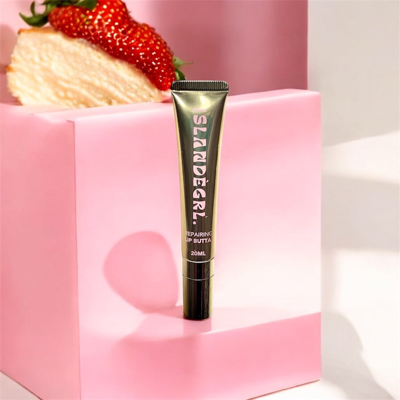 ISLANDÈGRL Lip Butta’ — Luxe Peptide Treatment